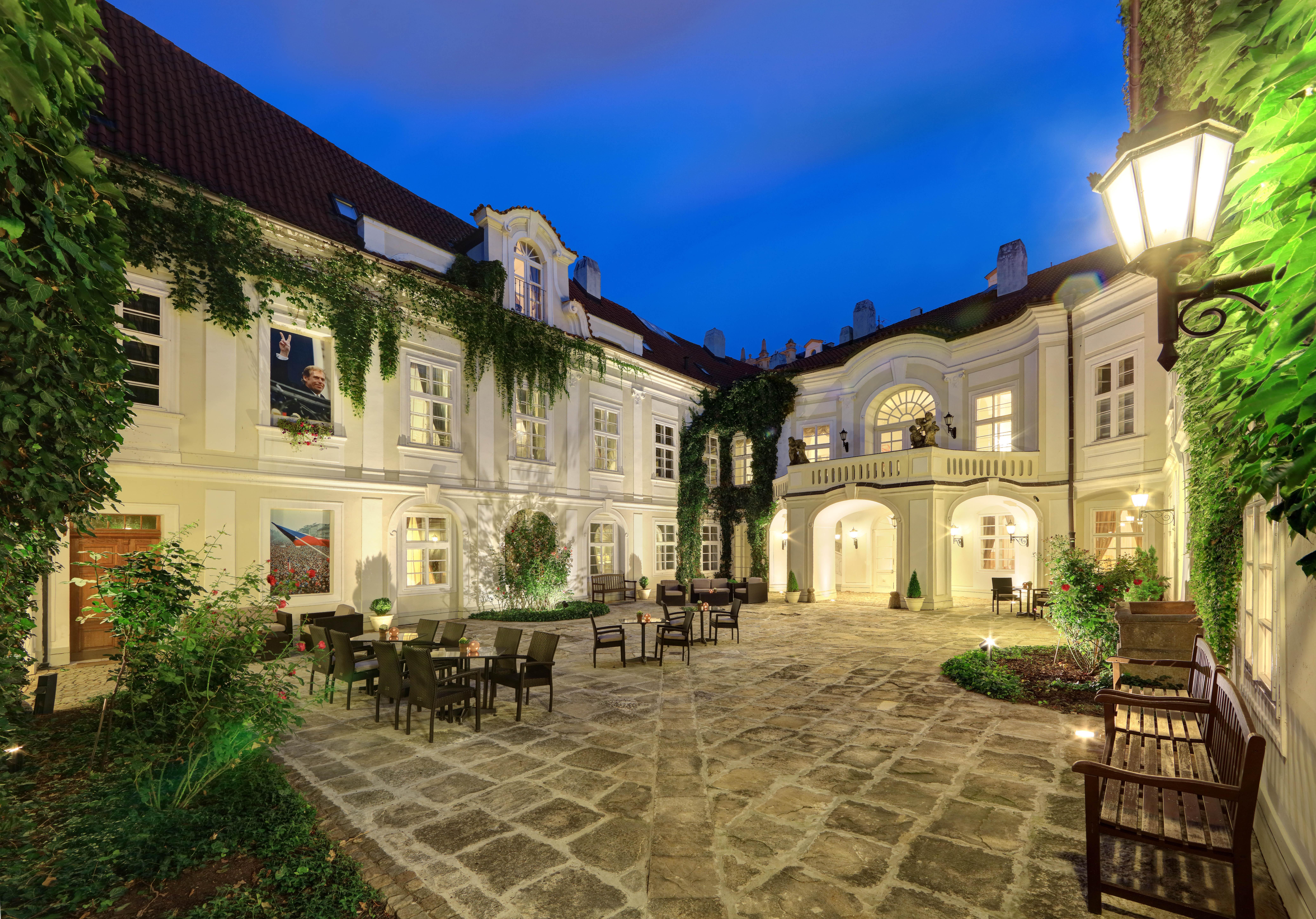 The Mozart Prague Otel Dış mekan fotoğraf